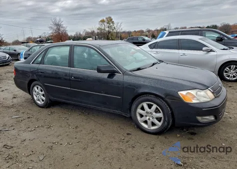 2000 Toyota Avalon Xl z USA, uszkodzony, nr VIN 4T1BF28B2YU060550